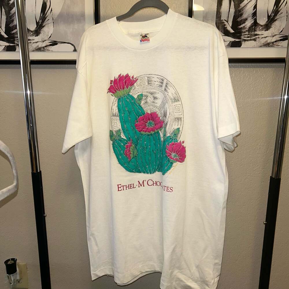 Vintage 1993 Ethel M Chocolates Cactus Graphic T-Shirt XL L1